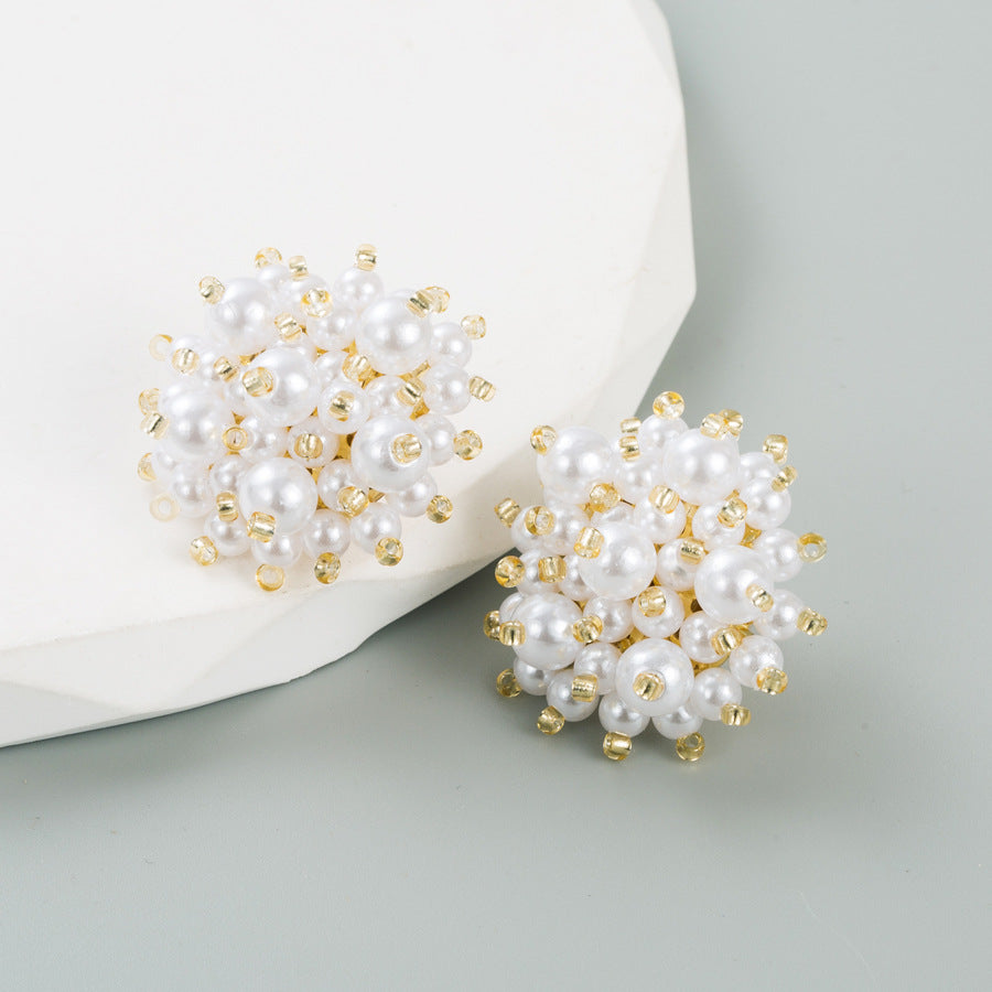 Korean new small fragrance pearl earrings fashion high-end prom dinner pearl flower stud earrings temperament earrings