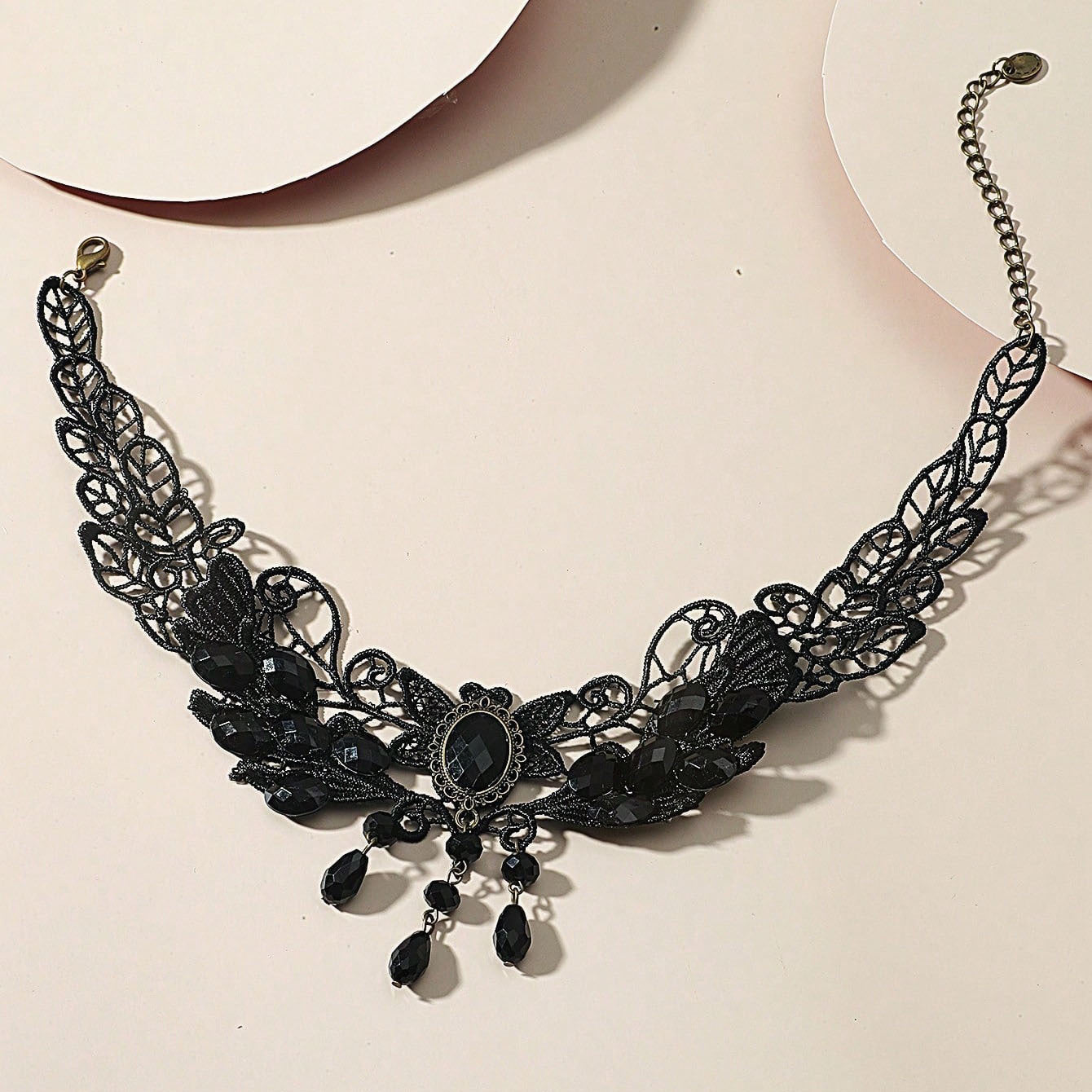 2024 cross-border jewelry, European and American new vintage women's large collar lace necklace, fashion drop shape necklace