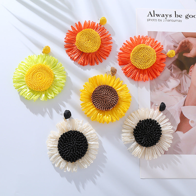 European and American cross-border hot selling hand-woven earrings, raffia, sunflowers, large flowers, earrings, personality, pastoral style earrings