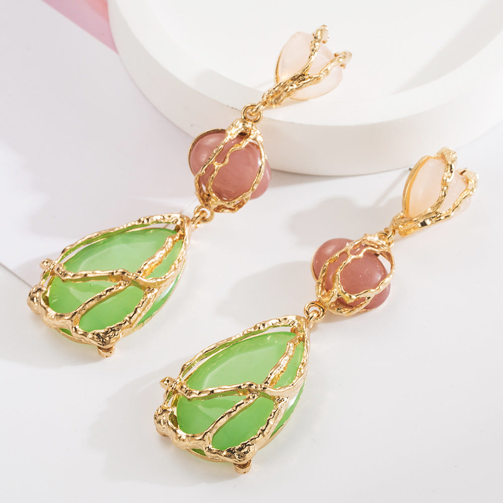 European and American personality exaggerated alloy chain net pocket earrings, high-end sense of pear-shaped long light luxury party earrings