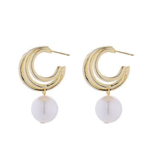 European and American new Internet celebrity ins exaggerated elegant pearl earrings women's temperament fashion geometric circle earrings wholesale