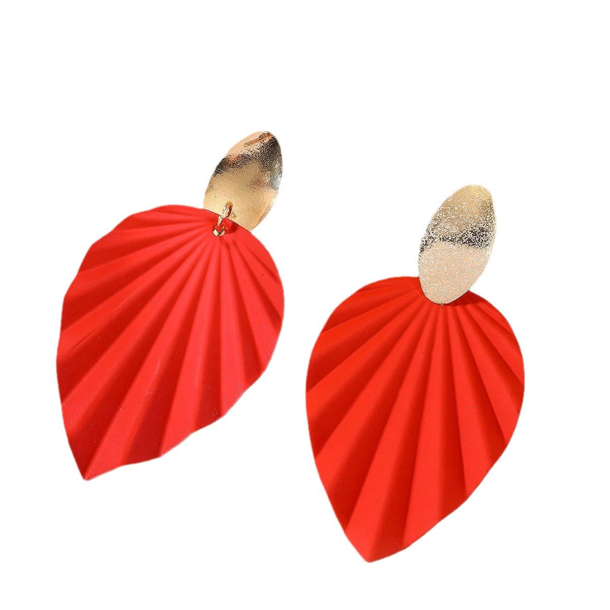 The new European and American personality retro colored leaf earrings are fashionable and niche design sense alloy simple and versatile earrings