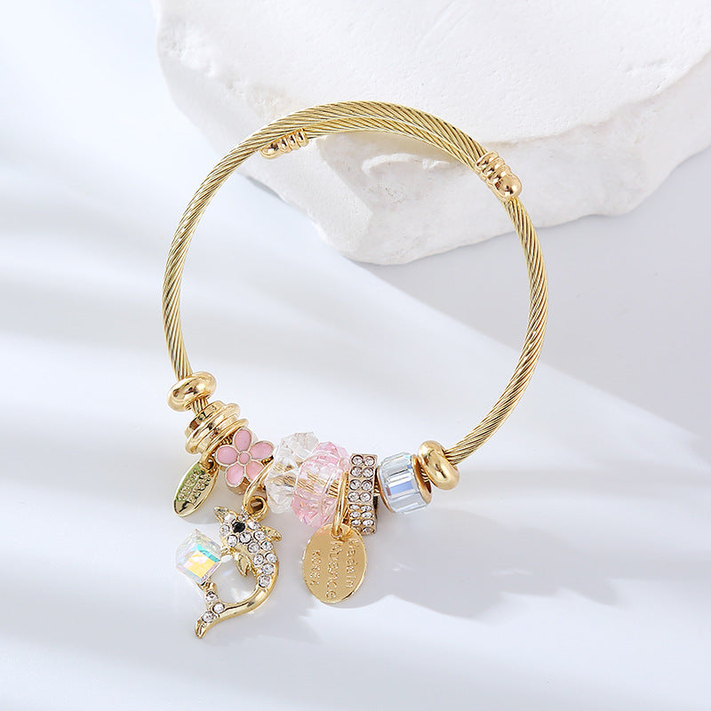 New stainless steel alloy gold bracelet women's high-end temperament simple bracelet personality versatile pendant bracelet batch