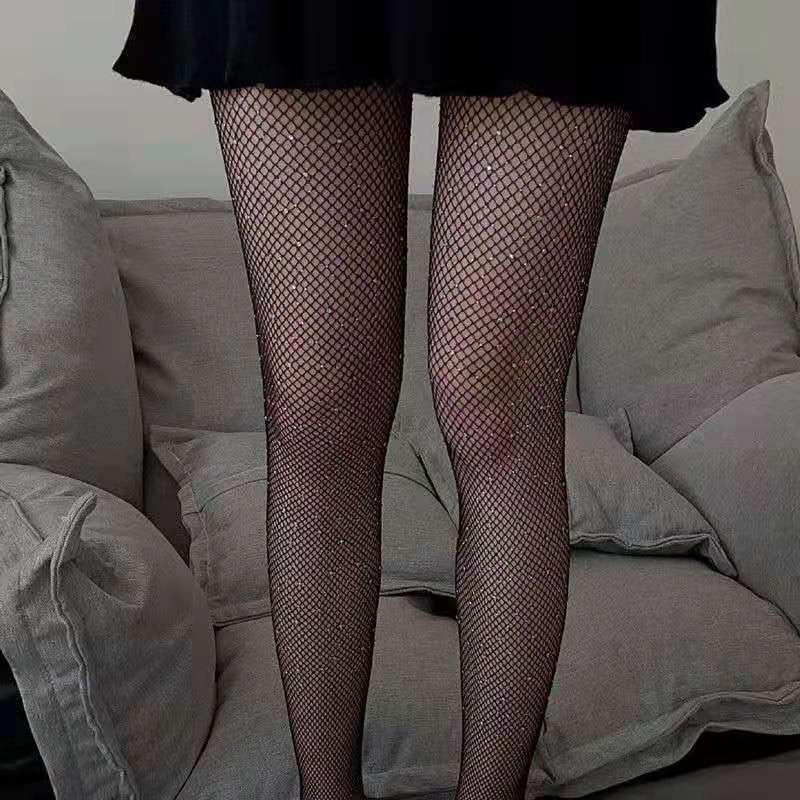 Sexy hollow fishnet hot diamond Biu flash nightclub princess jumpy versatile black small net thin pantyhose