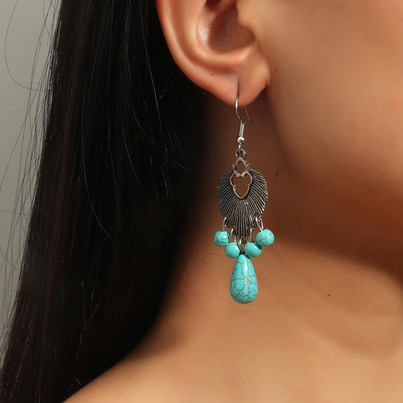 New jewelry, European and American popular bohemian turquoise earrings, European and American ethnic style, retro temperament earrings, earrings