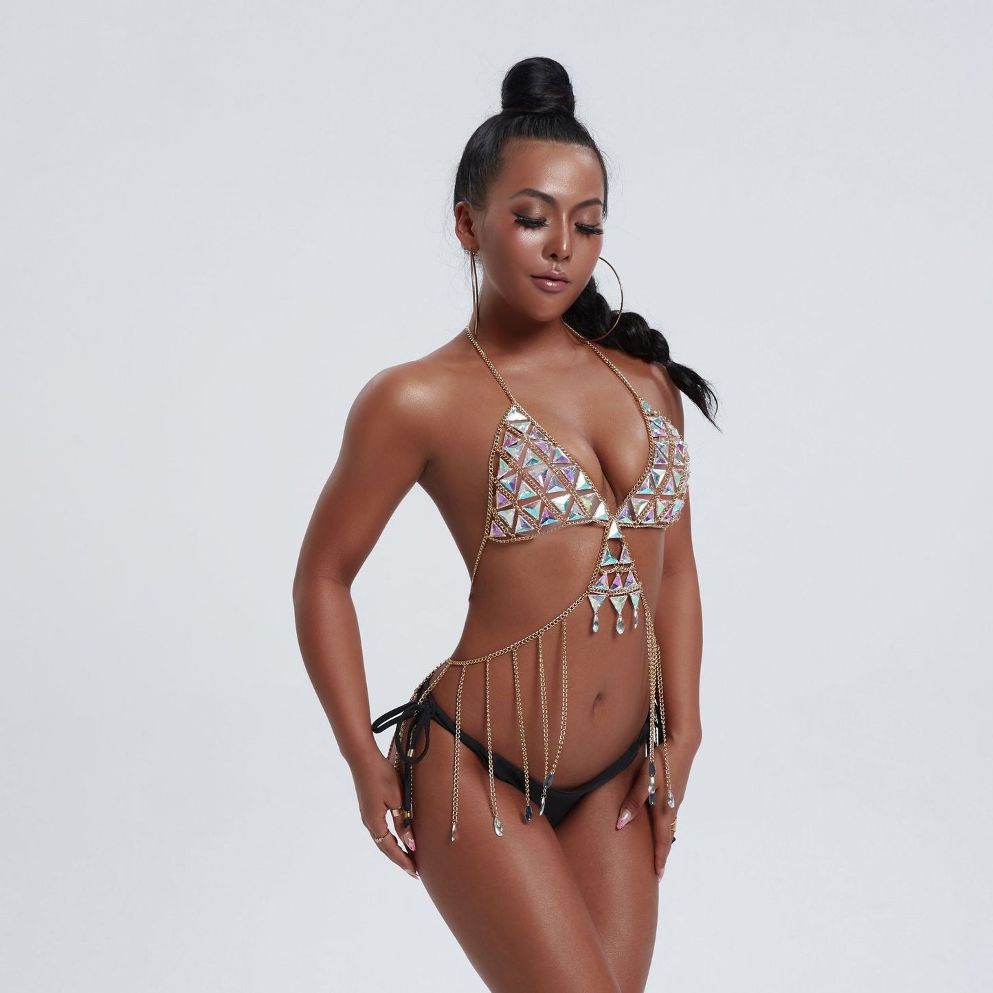New European and American cross-border new accessories acrylic bra chain summer beach resort style bikini set body chain