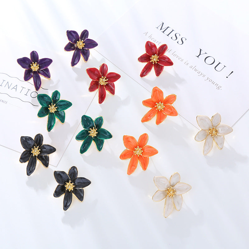 Korean version of small fresh ins wind flower earrings female alloy dripping oil flower stud earrings trend earrings wholesale earring